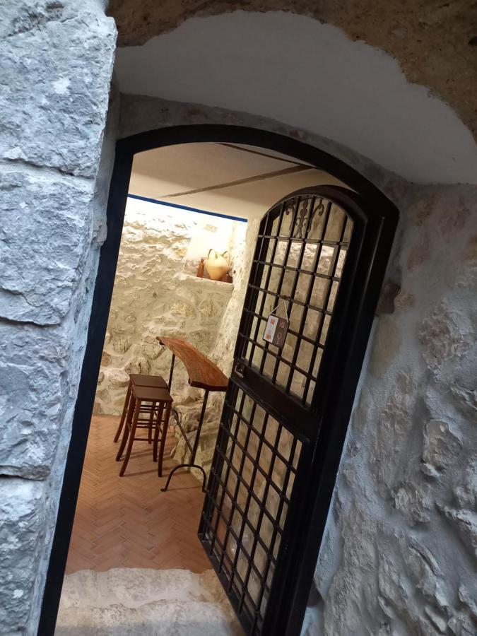 Casa Vacanze "Pietra Viva" Castelnuovo Parano Екстер'єр фото