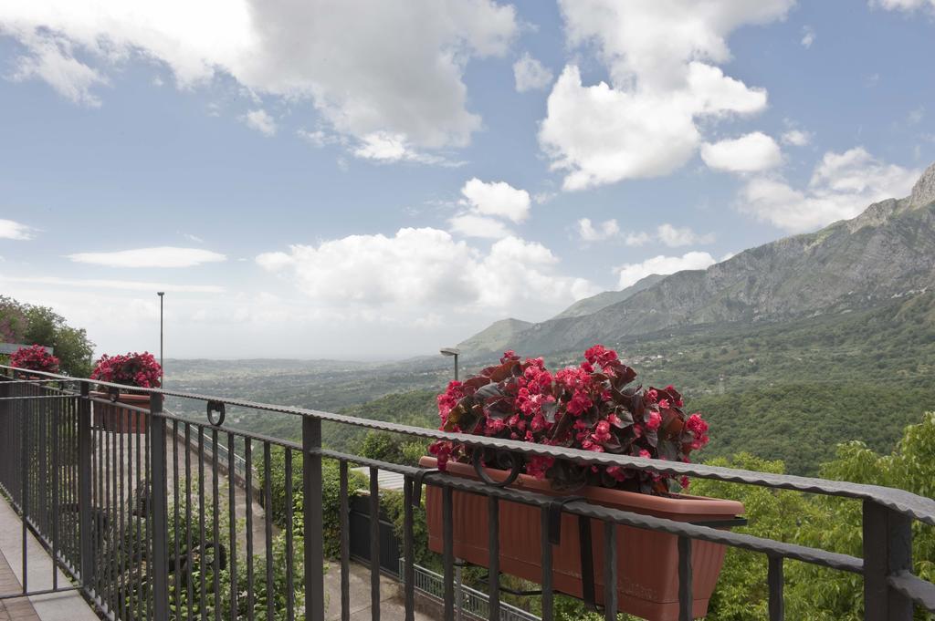 Casa Vacanze "Pietra Viva" Castelnuovo Parano Екстер'єр фото