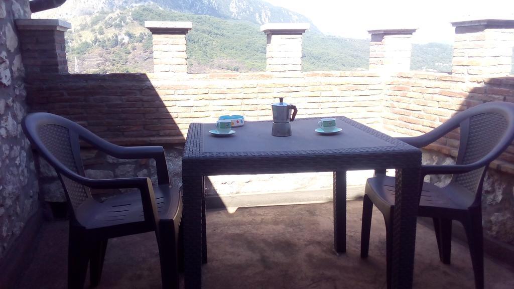 Casa Vacanze "Pietra Viva" Castelnuovo Parano Екстер'єр фото