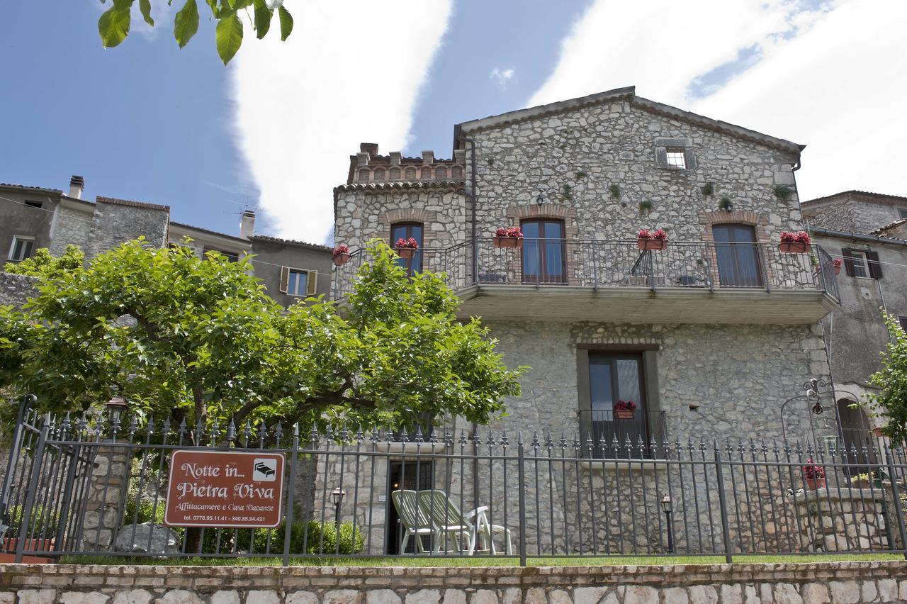 Casa Vacanze "Pietra Viva" Castelnuovo Parano Екстер'єр фото